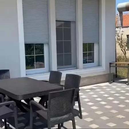 6c Sunny Nest * Durrës