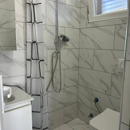 Séjour chez l'habitant 6c Sunny Nest Draç